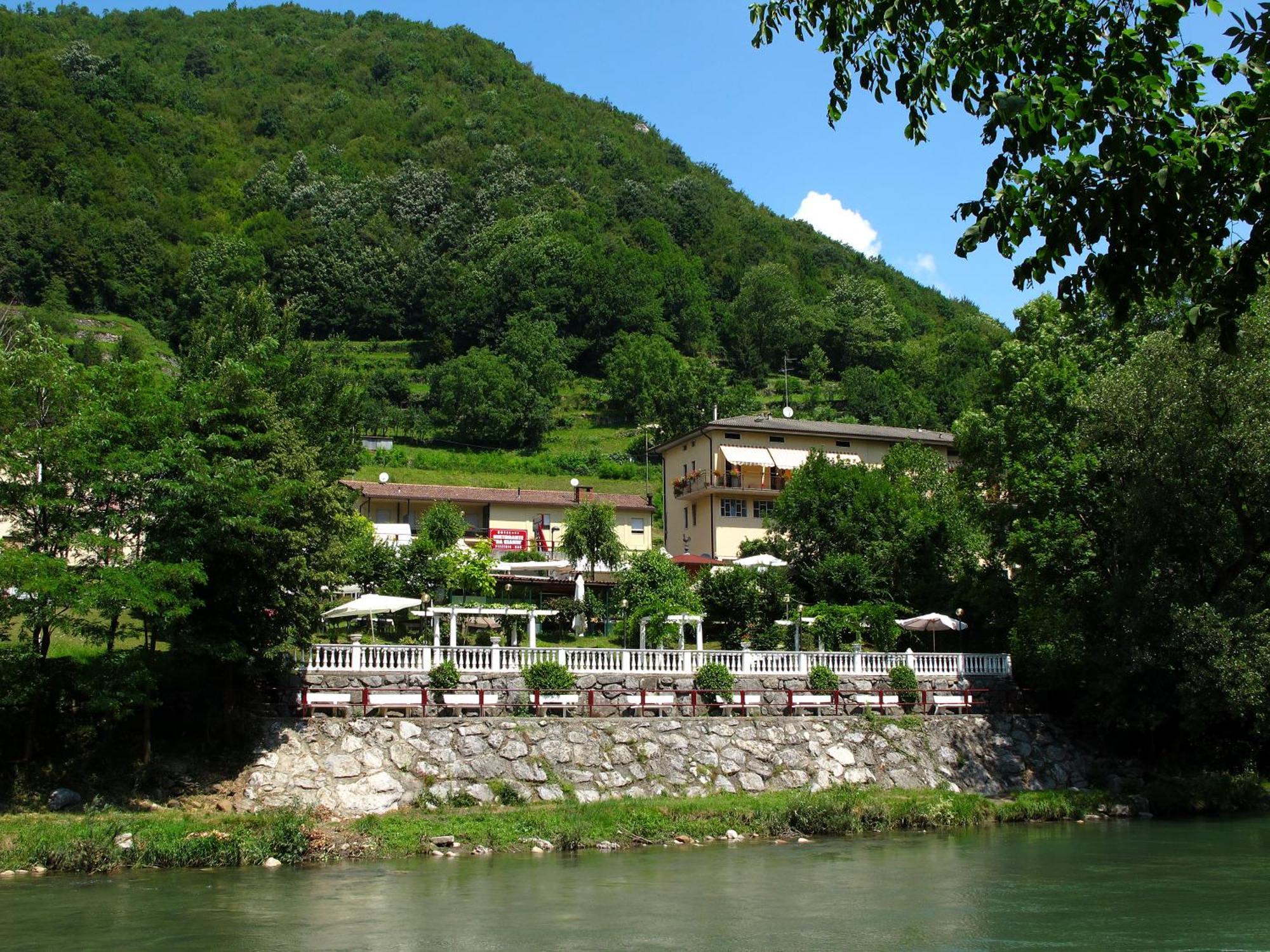 Da Gianni Hotel Zogno ภายนอก รูปภาพ